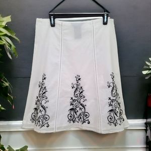 George Women's White A-Line Floral Embroidered Skirt Size 8